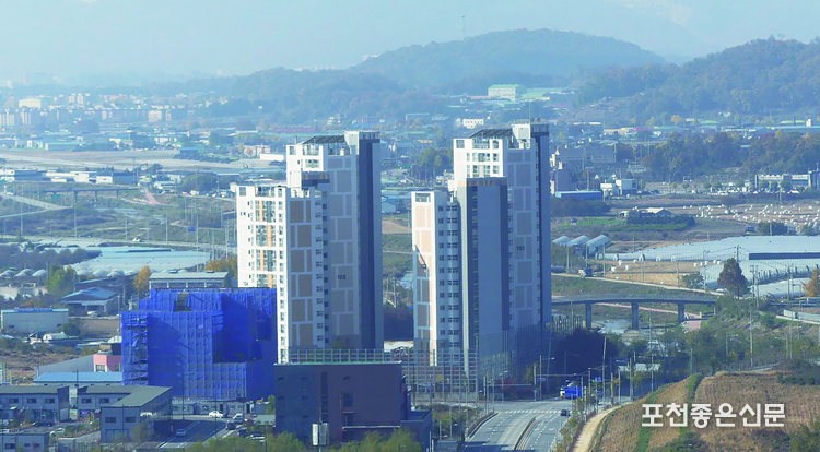 군내면 용정리에 위치한 행복주택 포애뜰 전경.