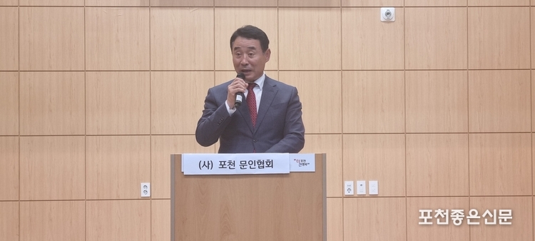 백영현 시장은 축사 중 이해인 수녀의 '4월의 시'를 암송해 박수를 받았다.