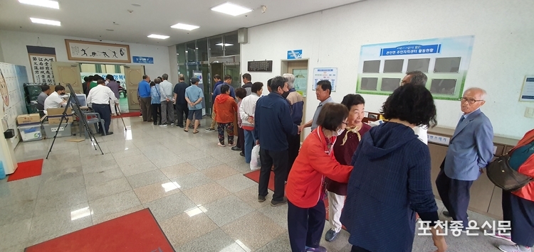 이날 500여명의 어르신들이 무료 한방 진료 등을 받고 만족해 했다. 