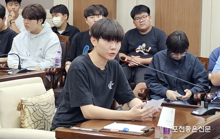 정우빈(동남고 2학년)부의장. (사진=문석완 기자)