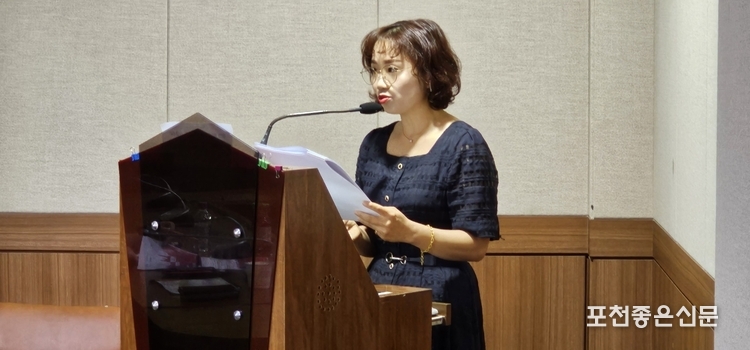 송성숙 교수가 중간 보고를 하고 있다. (사진=문석완 기자)