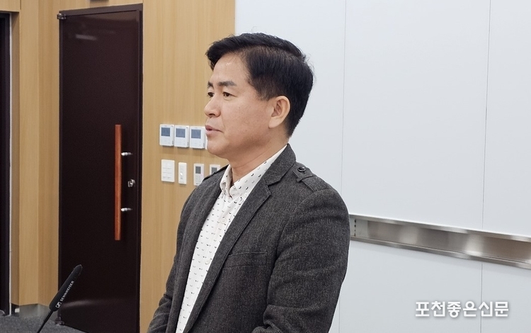 김도겸 신임 주민자치연합 회장이 인사말을 하고 있다.