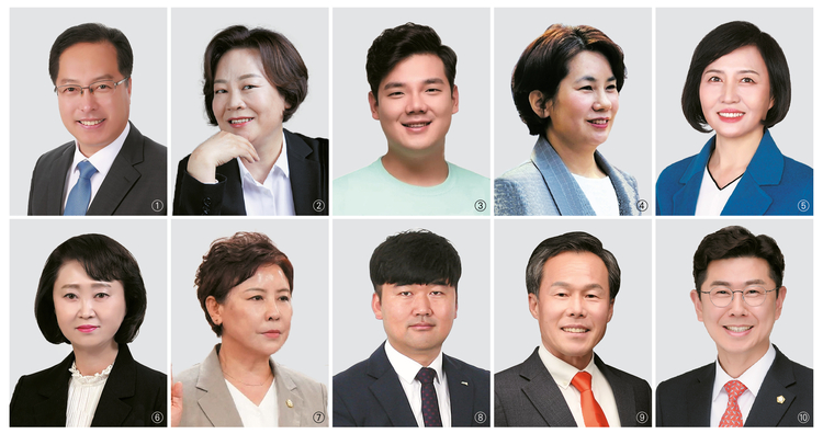 사진 위쪽 왼쪽부터 더불어민주당 가세현, 윤경례, 김현규, 오명실, 이미숙. 아래 왼쪽부터 권보경, 안애경, 황용, 서과석, 윤충식.