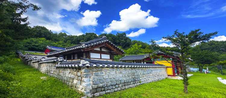 김형덕의 '포천향교'도 우수상을 받았다. 