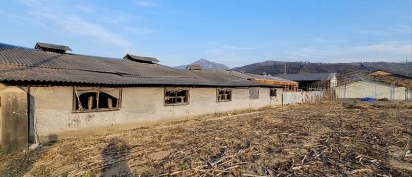 흉물스럽게 방치된 생활폐기물, 주민 호소... 면에서 적극 대처